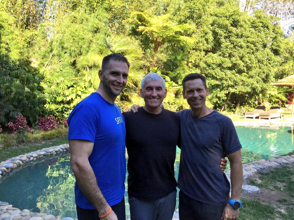 RalphRajs's tweet photo. Drove 10 hrs to take a class and have lunch w/ Johnny G @KRANKING - totally worth it. Good day w/ @DdumasJr http://t.co/NEsn223tFP