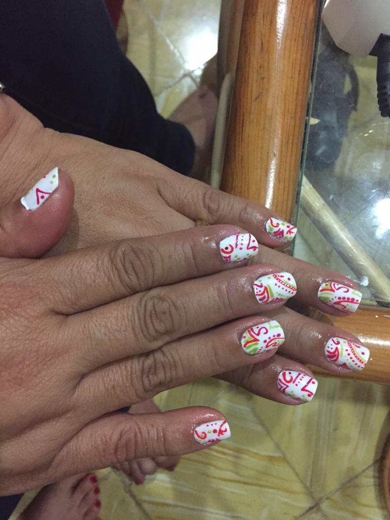 UGelish's tweet photo. Uñas en gel diseño tribal informes aquí promoción http://t.co/jGRpPHJc9E