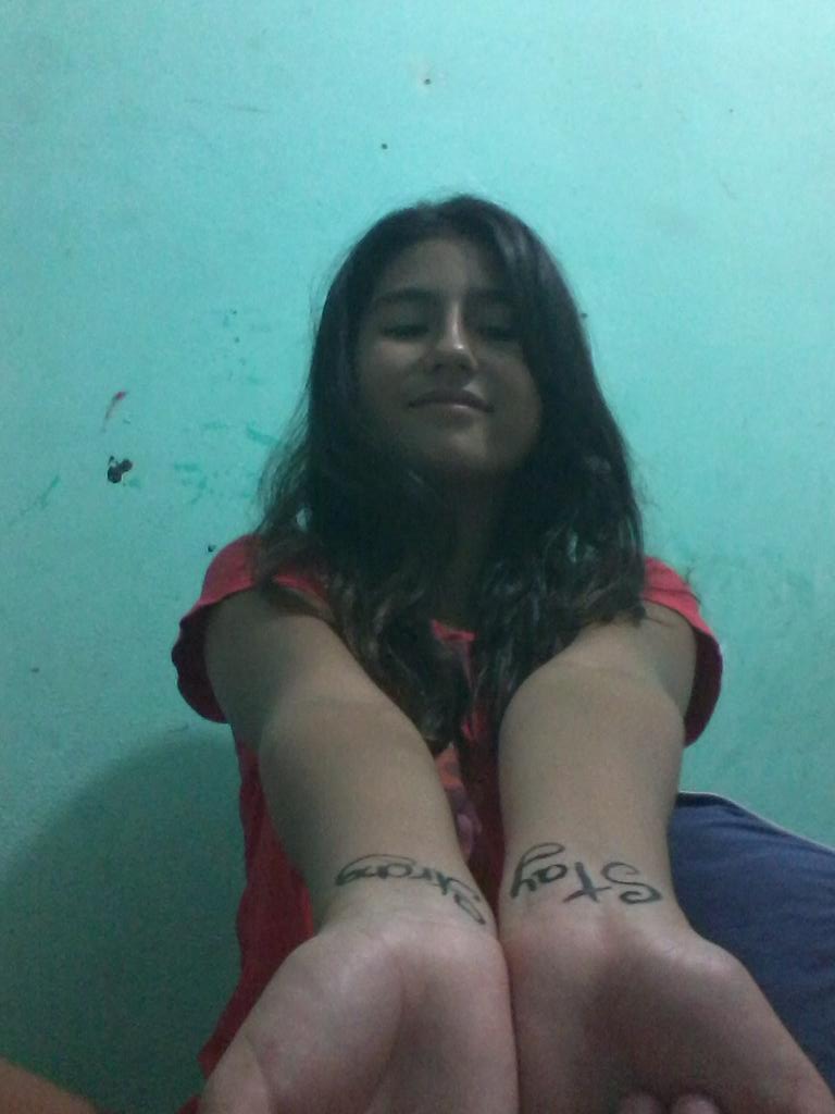 BardalAna's tweet photo. @ddlovato #lovaticDay #4YearsBeingAWarrior #DLA te amo my warrior ♥♥ http://t.co/Dvjdd571iw