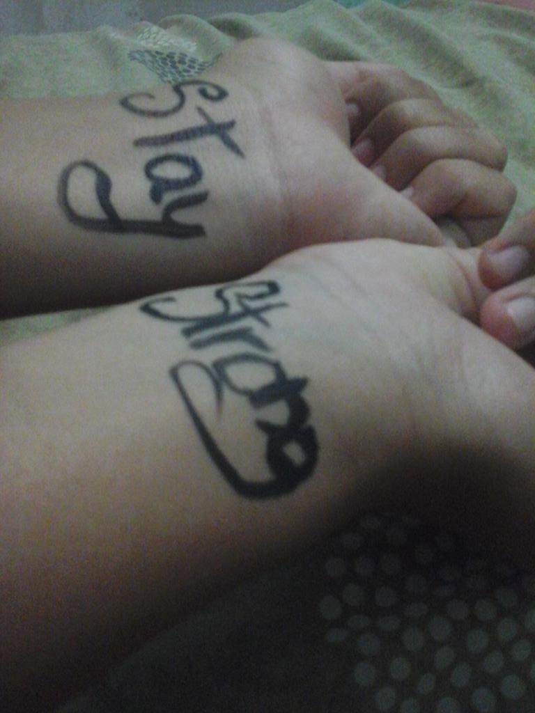 BardalAna's tweet photo. @ddlovato #lovaticDay #4YearsBeingAWarrior #DLA te amo my warrior ♥♥ http://t.co/Dvjdd571iw