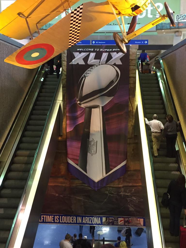 ketchabaw's tweet image. @NetApp ready to rock #NetAppNFL #SBXLIX #officialdatastorageprovider