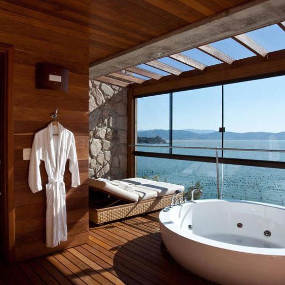 harpersbazaarus's tweet photo. The 10 most beautiful hotel bathrooms in the world: http://t.co/VQe2FpzGac http://t.co/sPH4QI1cbK