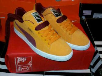 PUMA SUEDE Sz 41 , 43 BNIB Idr 450k . 
Cp. 082298940666 or 21EEE3A1