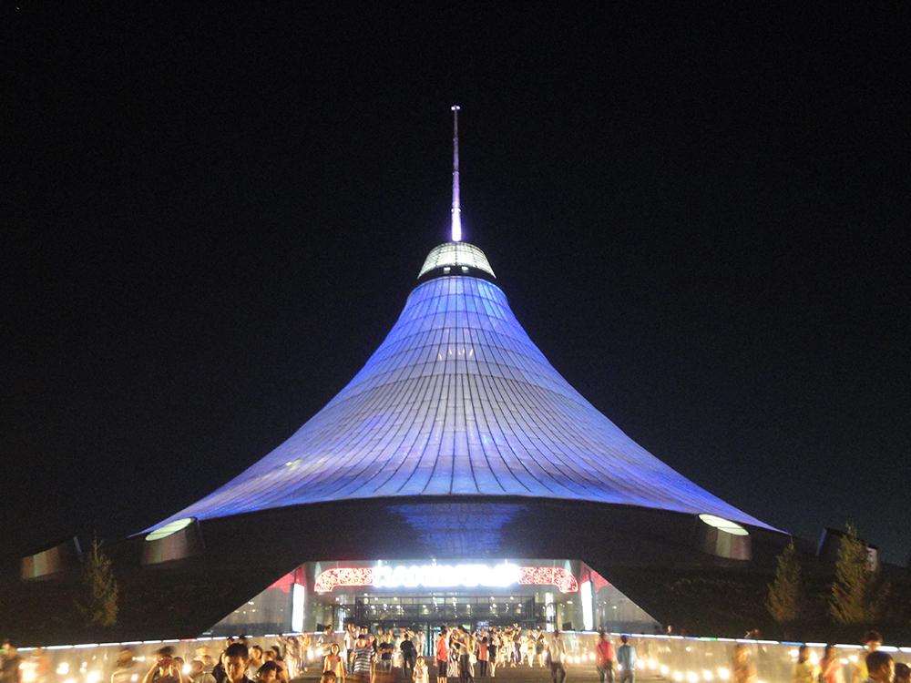 ViatgerumES's tweet photo. Hoy en nuestros especiales visitamos Astana http://t.co/d7CJ2EkiMU http://t.co/5ABw3lWxSY