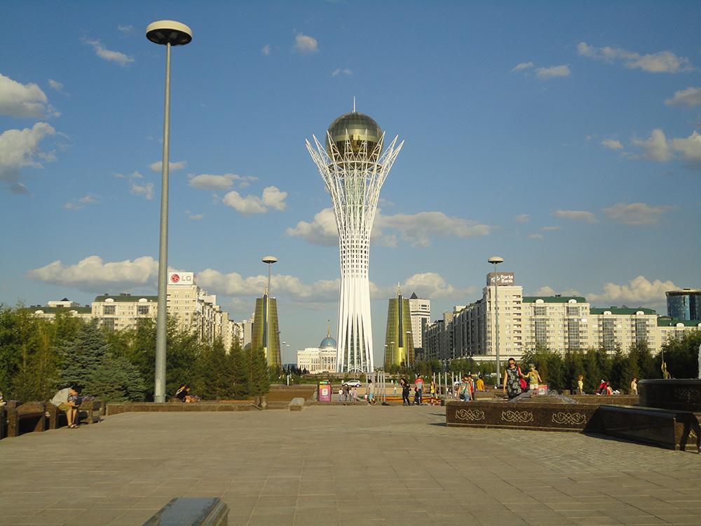 ViatgerumES's tweet photo. Hoy en nuestros especiales visitamos Astana http://t.co/d7CJ2EkiMU http://t.co/5ABw3lWxSY