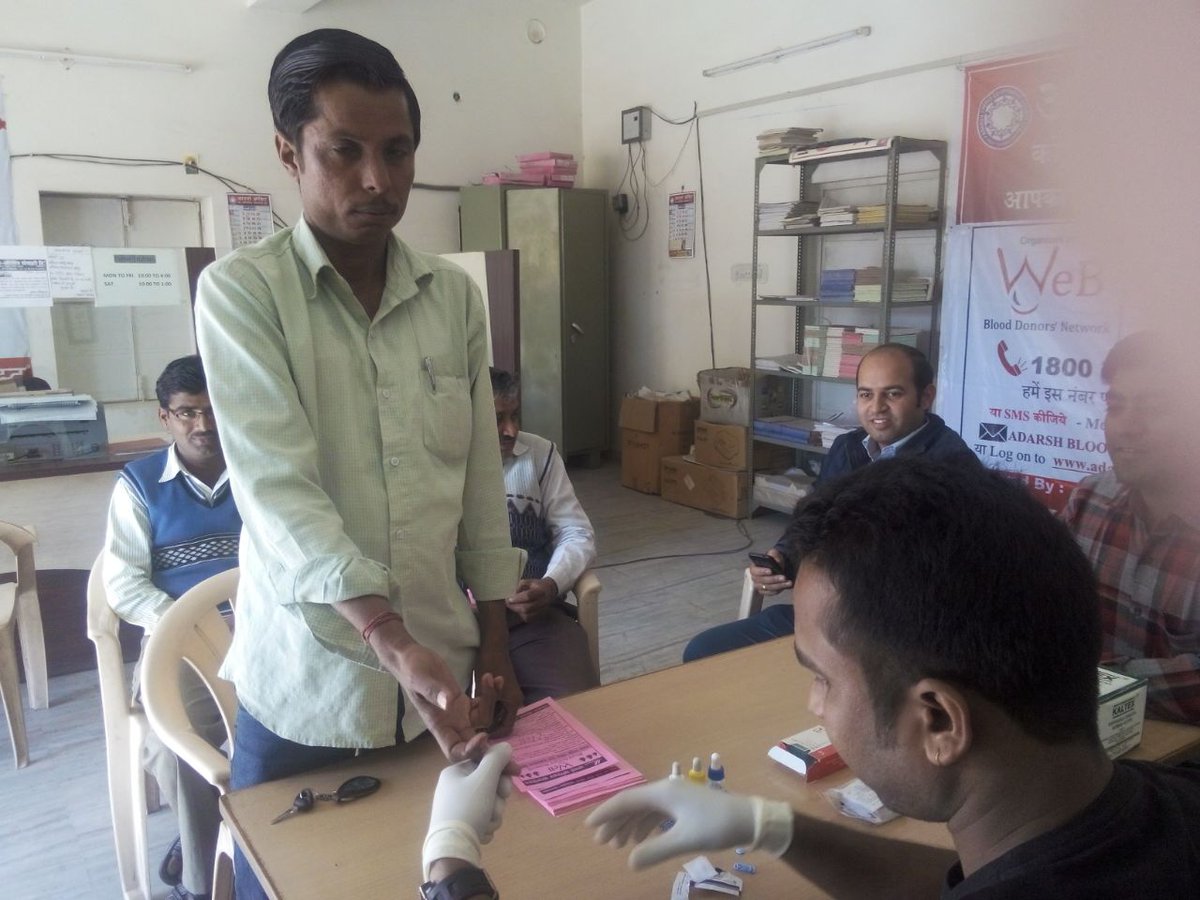 adarsh_credit's tweet photo. BLOOD GROUPING CAMP @ KALYANPUR, BARMER http://t.co/7NgE0iNwGR