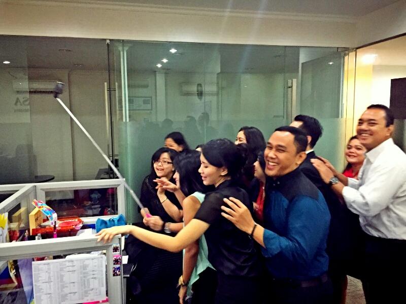 Behind the scene of our groufie <a href="/grandkemangJKT/">grandkemang Jakarta</a>
