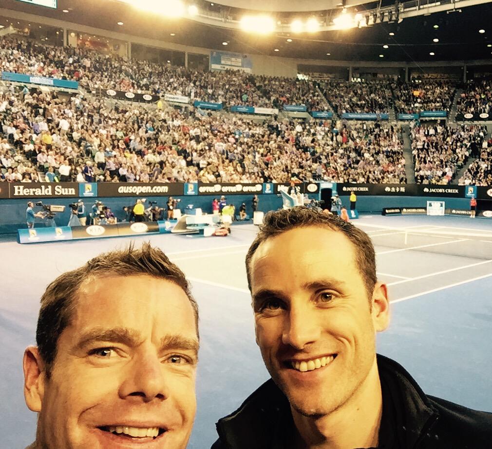 CadelOfficial's tweet photo. Loving this! #aoselfie #rla @danilowyss85 http://t.co/6Kz0SdPbda
