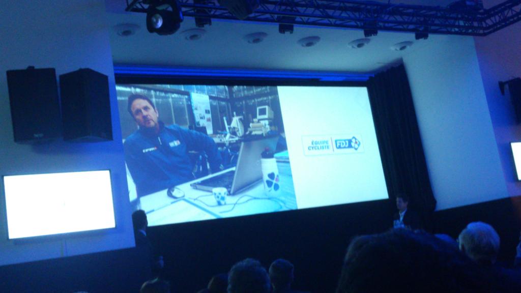 CedricBreton's tweet photo. Très fier de voir le travail de @fredgrappe et du staff perf ainsi valorisé #fdjsport2015 http://t.co/EOoYgN8IcV