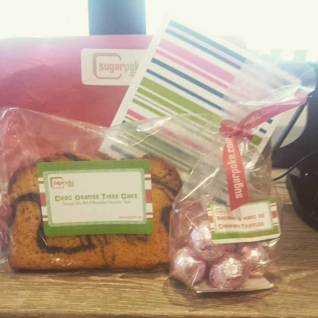 Lou_BMA's tweet photo. Too Cute thank you @CarolineCast_UK for  my lovely Birthday prezies 😙🎁🎊🎉 @BMA_Models @BMA_Artists http://t.co/zd7VYLjG1t