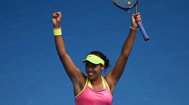 marca's tweet photo. Estados Unidos también tendrá su finalista http://t.co/9YRRN58NdR  #AusOpen http://t.co/kuoEDHf8EN