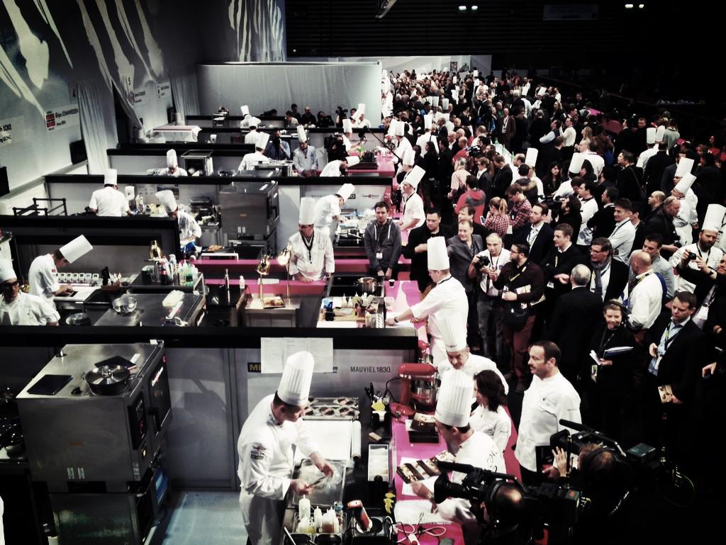 Boxenkampf der 24 Finalisten beim Bocuse d'Or in #Lyon #bocuse2015 #bocusedor2015