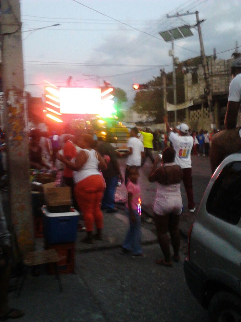 DJNathanmix's tweet photo. Dj Nathan te met tout moun d'accord dimanche ki sot pase a http://t.co/JmqBDp4Qcs