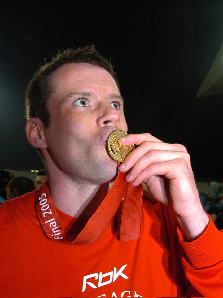 Happy Birthday our LEGEND Jamie Carragher ! You\ll Never Walk Alone !! 