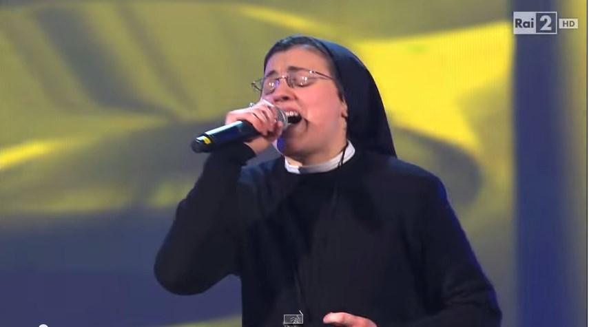 (VIDEO) En Un Concurso de Canto Una Monja Sorprende al Jurado con su Vo bit.ly/1EhDRQA
  #conmovedores