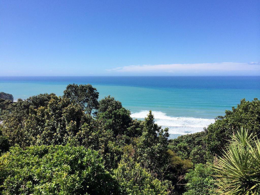 t1the1b's tweet photo. Arrived at the end of the #DRIDZ-NZ in Ohope with welcoming weather and waves. http://t.co/8Xy5wpYYf2