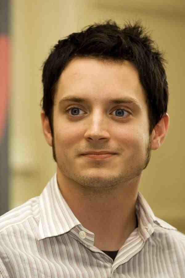 Happy birthday Elijah Wood! 34 today
 
Head over 2 The Random Review 4 more great movie stuff! 