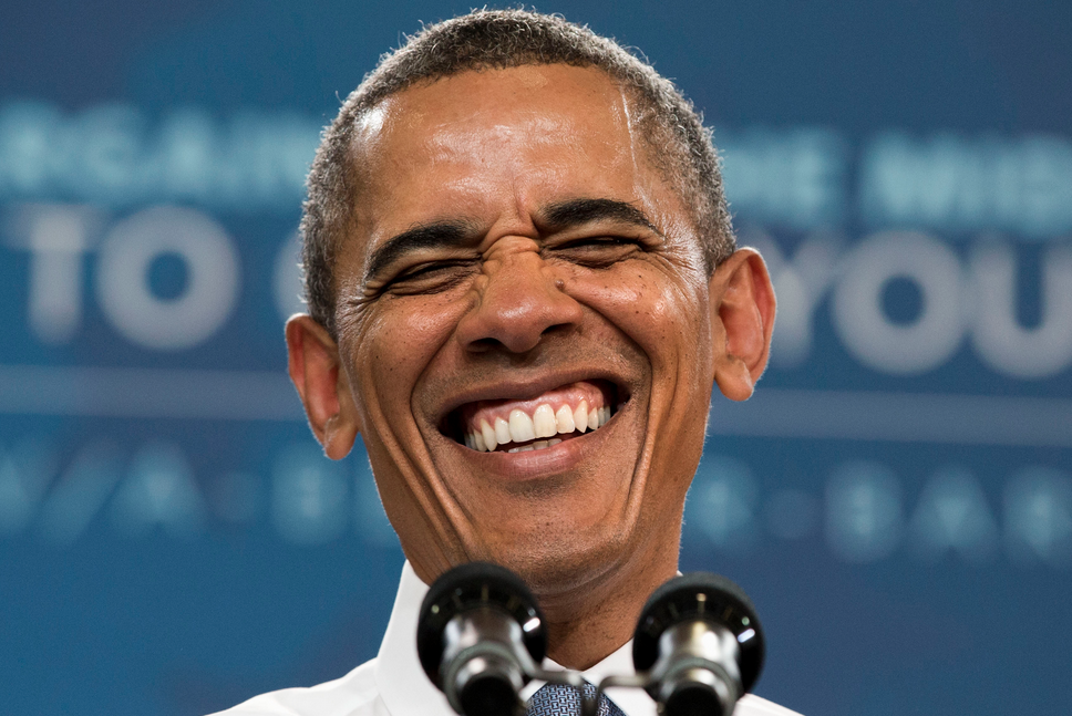 TheBrightsideHP's tweet photo. Barack Obama singing 'Uptown Funk' is as glorious as it should be http://t.co/Mb4gweO2xe http://t.co/BAOmo1r7xJ