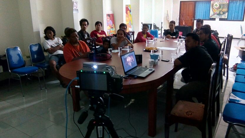 WowoHSV's tweet image. Lagi pada nonton bareng hasil dari kamera #HighSpeedVideo #Fastec