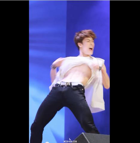 B8c1WiaCMAAyFAZ.jpg:large