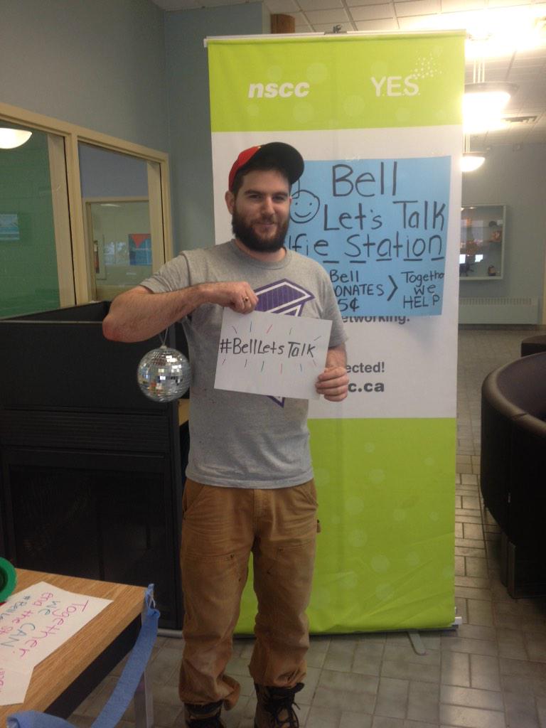 StraitSA's tweet photo. #BellLetsTaIk #SelfieStation http://t.co/xXbIeQGzIW