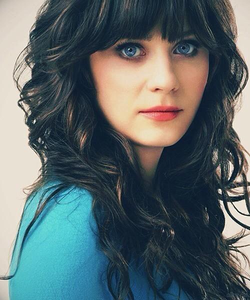 HottestBrackets's tweet photo. Hottest Woman Alive
• Round Of 32 •

RT for Hayden Panettiere
Fav for Zooey Deschanel http://t.co/zmCtC0VtVD