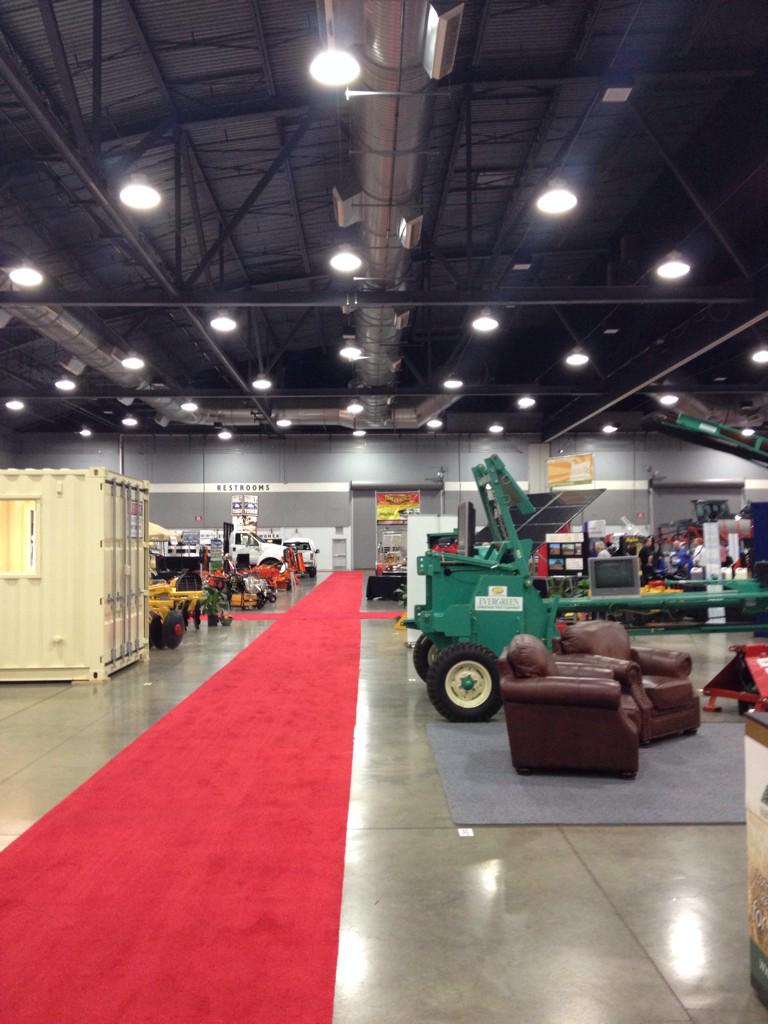 Premier_Solar's tweet photo. Starting things off early at the @NorthwestAgShow #ag #solar #agsolar http://t.co/XgABmYEVDl