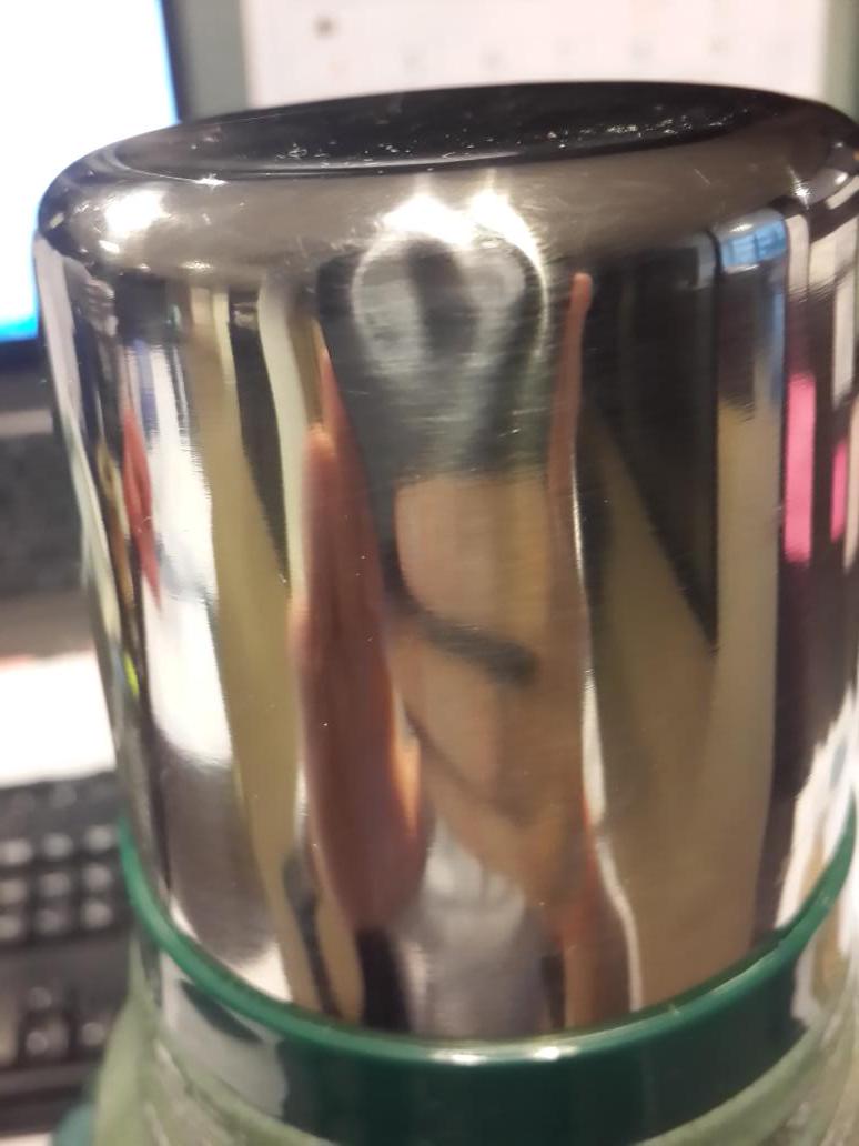 Jifranco008's tweet photo. @ML_Argentina @ML_Ayuda envio fotos de producto recibido dañado lo compre como nuevo sin uso y garantia http://t.co/f3TlyHWrmY
