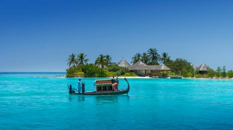 FSMaldives's tweet photo. A6 Landaa represents luxury natural healing and this pic of Kuda Huraa says it all http://t.co/hR6ed5jgl0 #FSRefresh http://t.co/AgAfRU7WOs