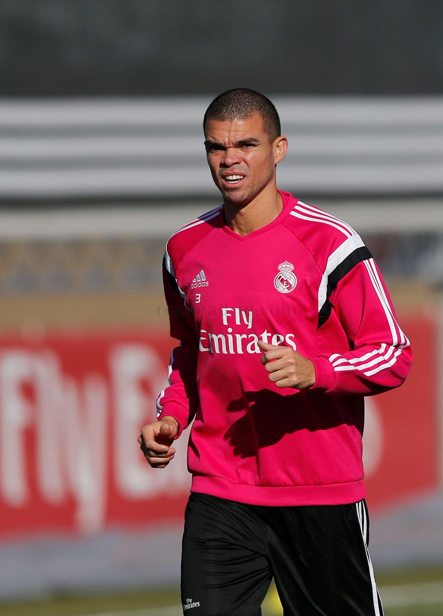 realmadrid's tweet image. ¡Seguimos preparando el partido contra la Real Sociedad! #RealMadridvsRSO #HalaMadrid