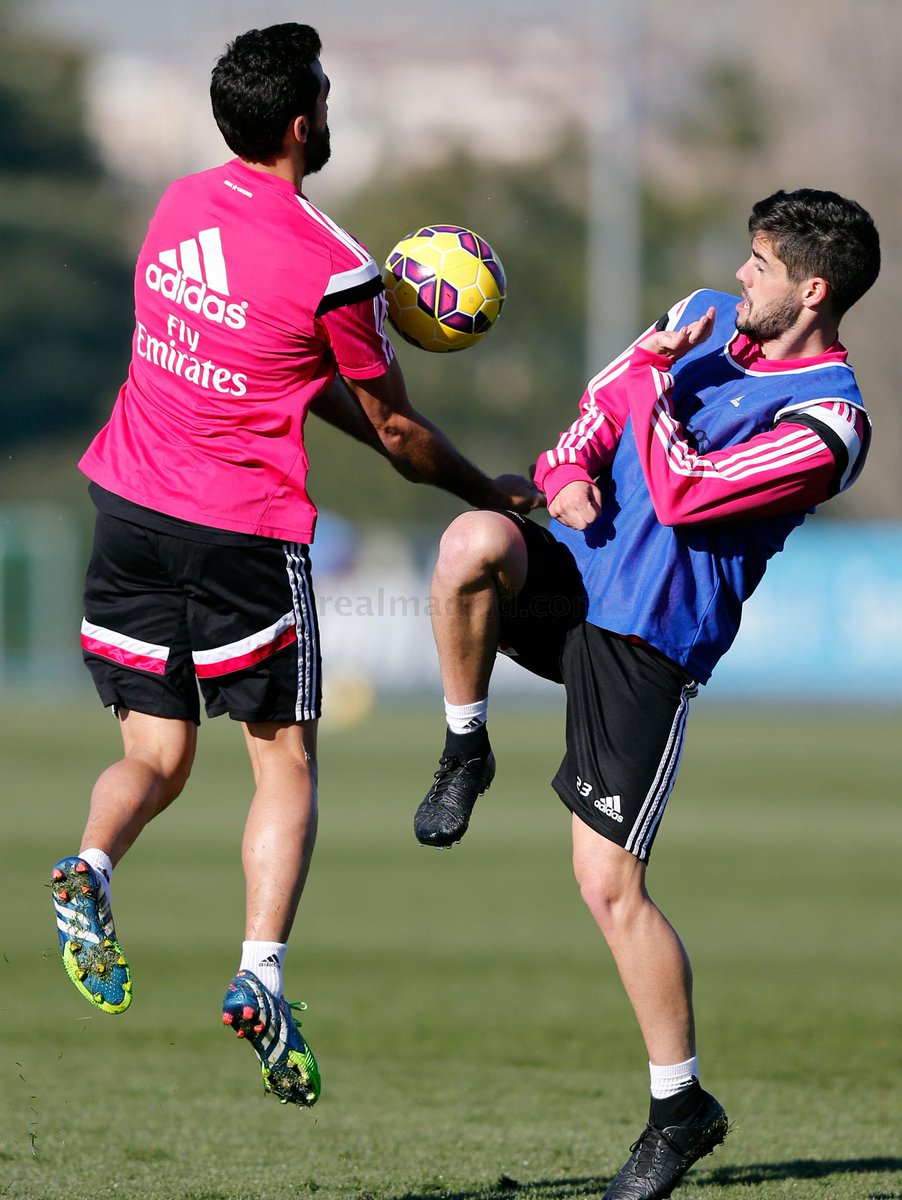 realmadrid's tweet image. ¡Seguimos preparando el partido contra la Real Sociedad! #RealMadridvsRSO #HalaMadrid