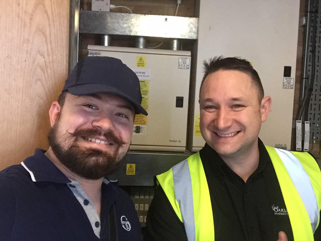 TheOakleafGroup's tweet image. #Happy Wednesday to all Oakleaf's Followers! #WorkHard #PlayHard info@theoakleafgroup.co.uk