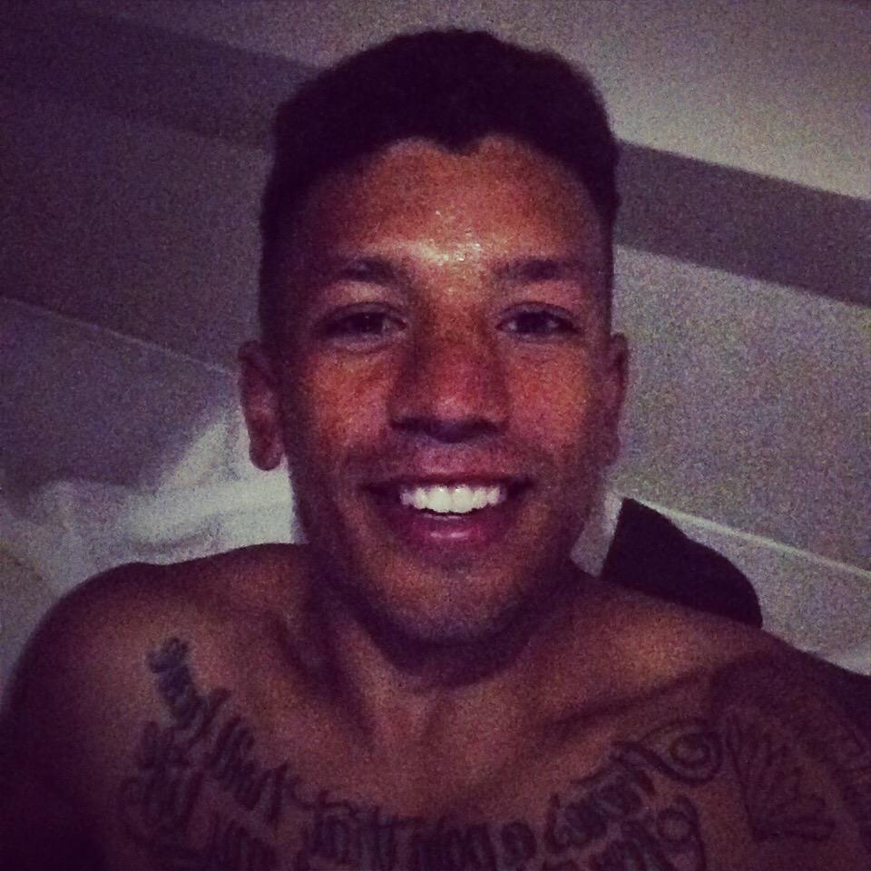 DannyCrawfordd's tweet photo. Selfieee! http://t.co/YsQGZbTo1q