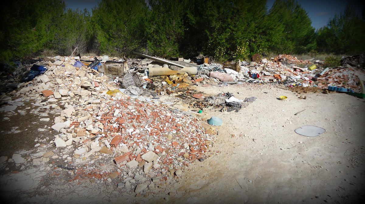 Nuestra tierra (Vall d'Albaida).

La nostra terra (Vall d'Albaida).
