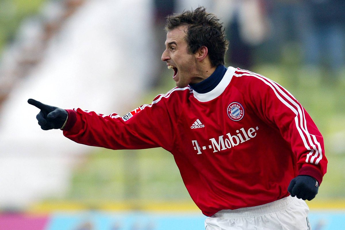 Bundesliga_DE's tweet image. Heute vor 12 Jahren: Derbyzeit in München. #Scholl trifft drei Mal gegen den @TSV1860 und der @FCBayern siegt 5:0.