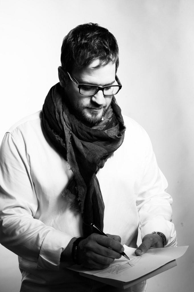 digkdesign's tweet photo. "Das Gefühl Träume zu bauen ist für mich Glück - The ability to build dreams means happiness to me" -Thorsten Dick http://t.co/uvK5cLm8hv