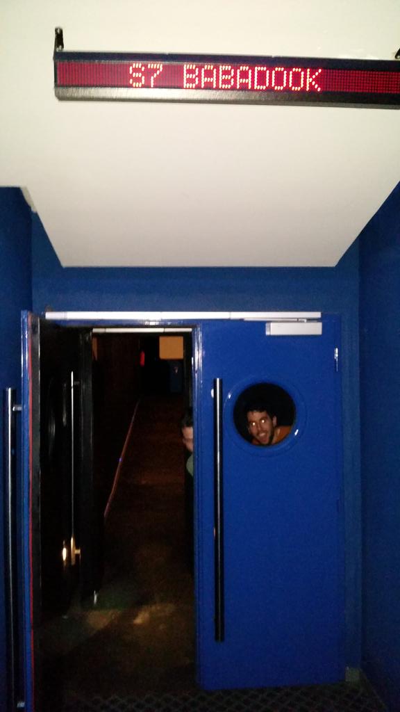 luisguerra04's tweet photo. A pasar miedo con #Babadook con @AlexGarciaThug  @VicVR9 http://t.co/Q2BjwcFdpH