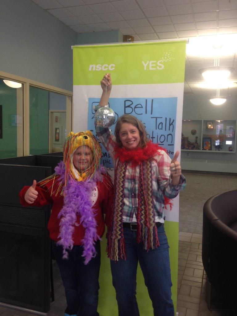 StraitSA's tweet photo. #BellLetsTaIk #SelfieStation http://t.co/V4zd4Rx8f2