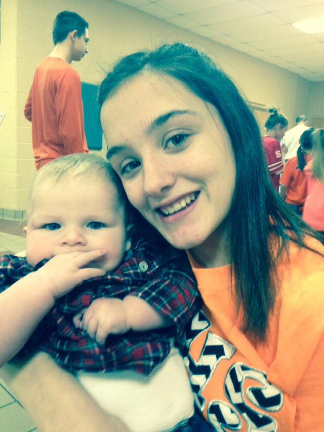 GrewellHeather's tweet photo. Kendra baby brother http://t.co/F32GJO95cw