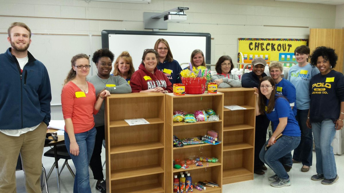 CrestviewElemen's tweet photo. Thank you to Belk and Hands on Greenville for the wonderful work on our school today. http://t.co/yKbL9MxkBb