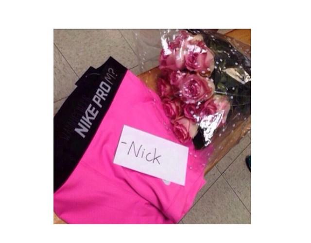 Beckers_'s tweet photo. Probably the cutest thing ever ππ #promprosals http://t.co/h7uqPNJMy2