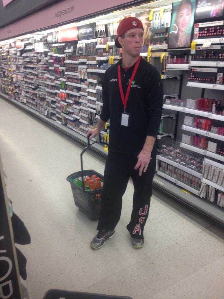 Richard_Immel's tweet photo. How @Elstrangler prepares for the Schultz #PullCart #MountainDew http://t.co/mqsgIdCK0X