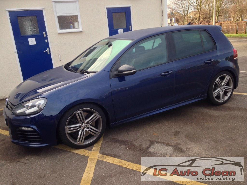 LCAutoClean's tweet image. @UKVolkswagen #GolfR protected with @LElementsUK Gloss Boost spray sealant #MobileValeting #MiltonKeynes