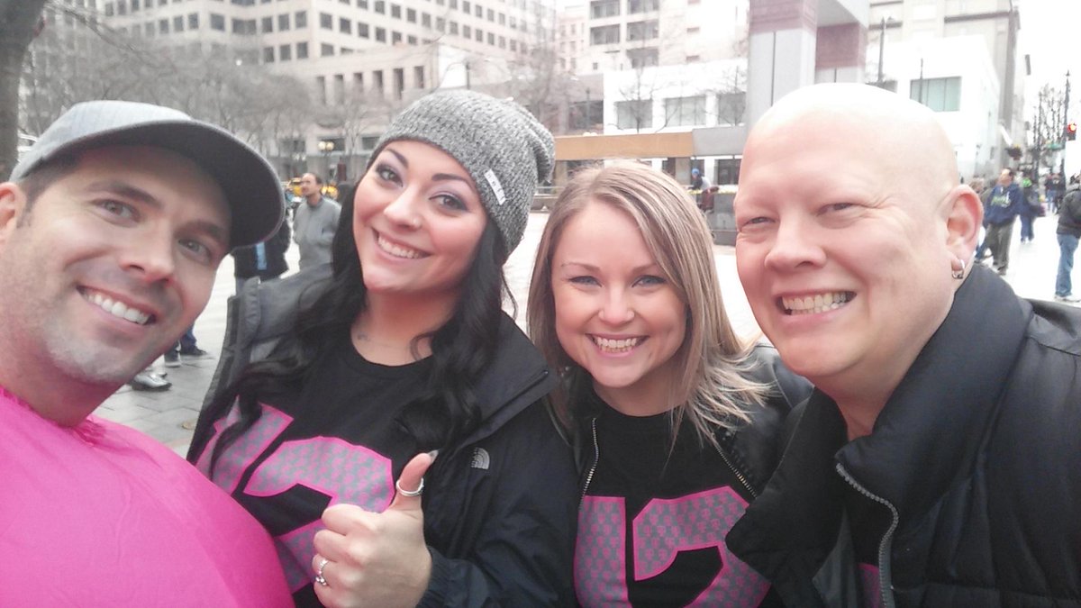 LeeAdams's tweet image. Hey @burkGA, I know how this feels now... #StayPuftMagentaMan #DataStash w/@askdes