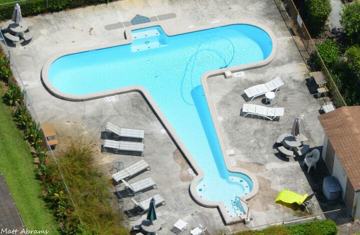 avioesemusicas's tweet photo. โ@An2Club: Anyone fancy a swim? #planepool #avgeeks http://t.co/3SBj9EP4Hiโ Esse gosta de aviรฃo.