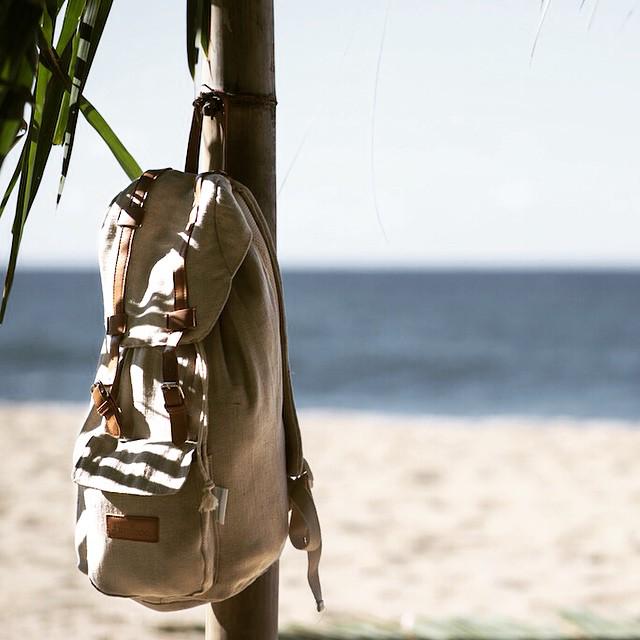 CulturaColectiv's tweet photo. El acompañante perfecto para el eterno viajero #travelerbackpack @culturastore http://t.co/xdntQdq0Ro http://t.co/iY51gPxbUA