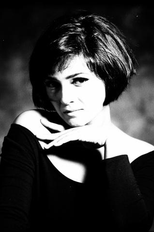 This one is for you...<a href="/farrokhchothia/">Farrokh Chothia</a> ....one of classic pics!! Thanks.. you made me look like a billion bucks!! :(((