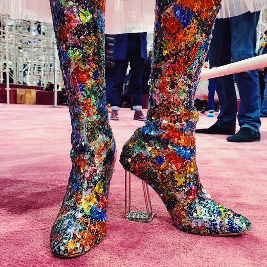 TeleFashion's tweet photo. The little things we've loved a lot from the #HauteCouture shows: http://t.co/syNfhOBnf4 http://t.co/unTgK4IyTs