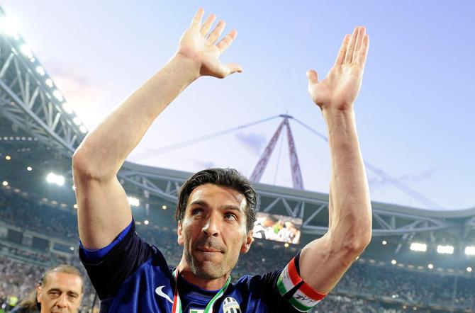 Happy 37th birthday to the one and only Gianluigi Buffon! Congratulations 