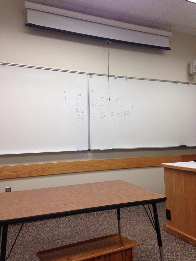 jd_sessions's tweet photo. This is happening #comm235 #lobsterbisque http://t.co/kQAjVbA3Xs
